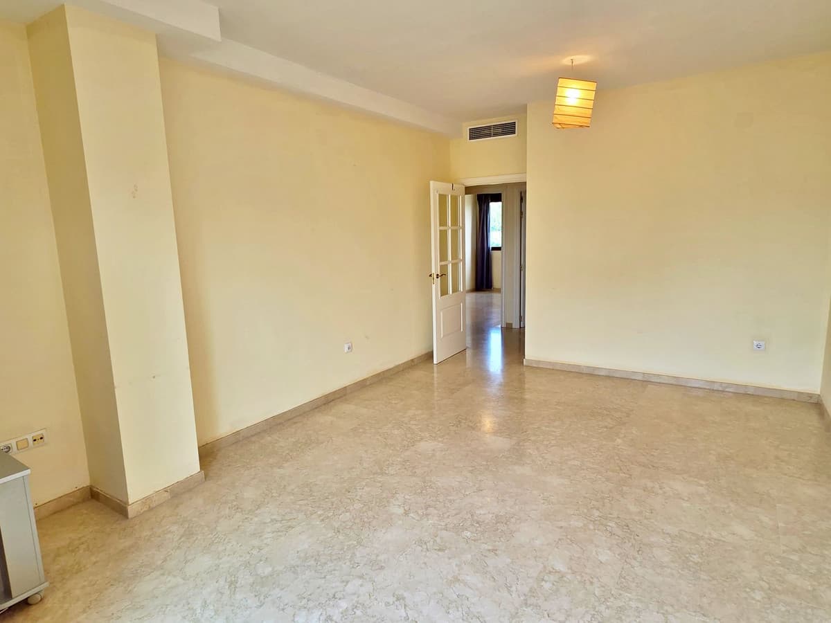 Middle Floor Apartment in Costalita — photo 5 of 10