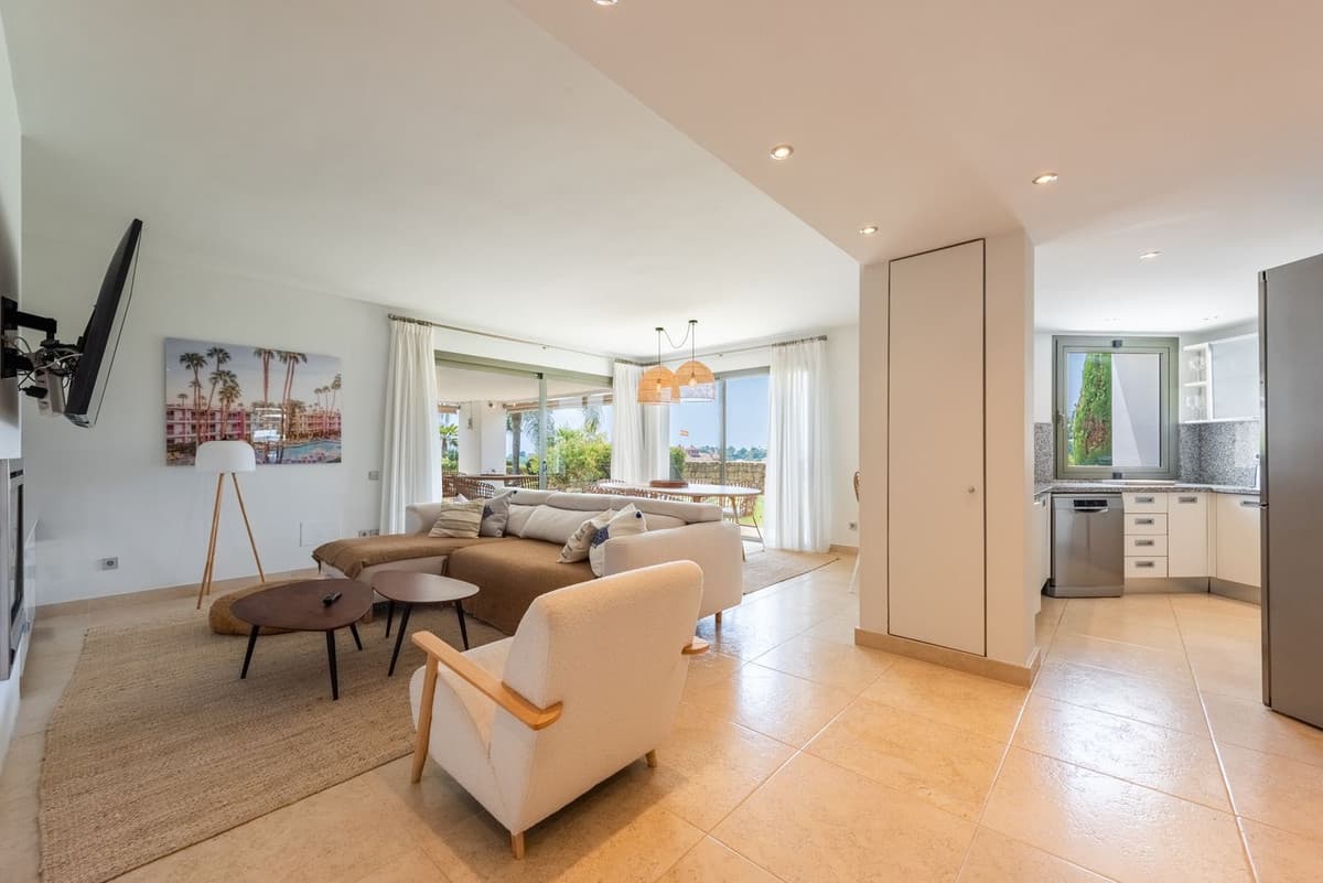 Ground Floor Apartment in Los Flamingos — photo 4 of 10