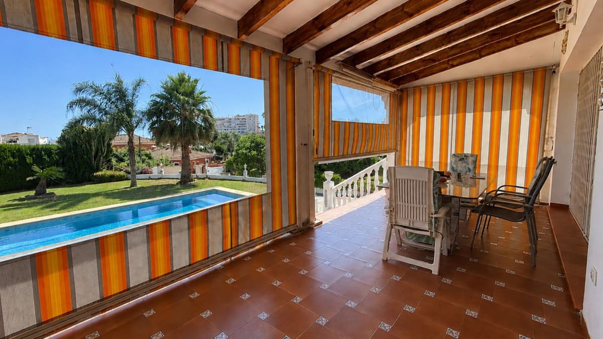Detached Villa in Estepona — photo 6 of 10