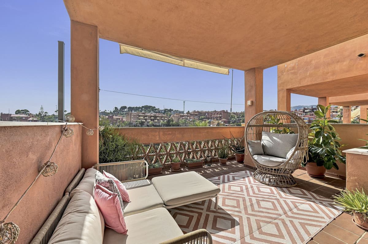 Middle Floor Apartment in Reserva de Marbella — photo 3 of 10