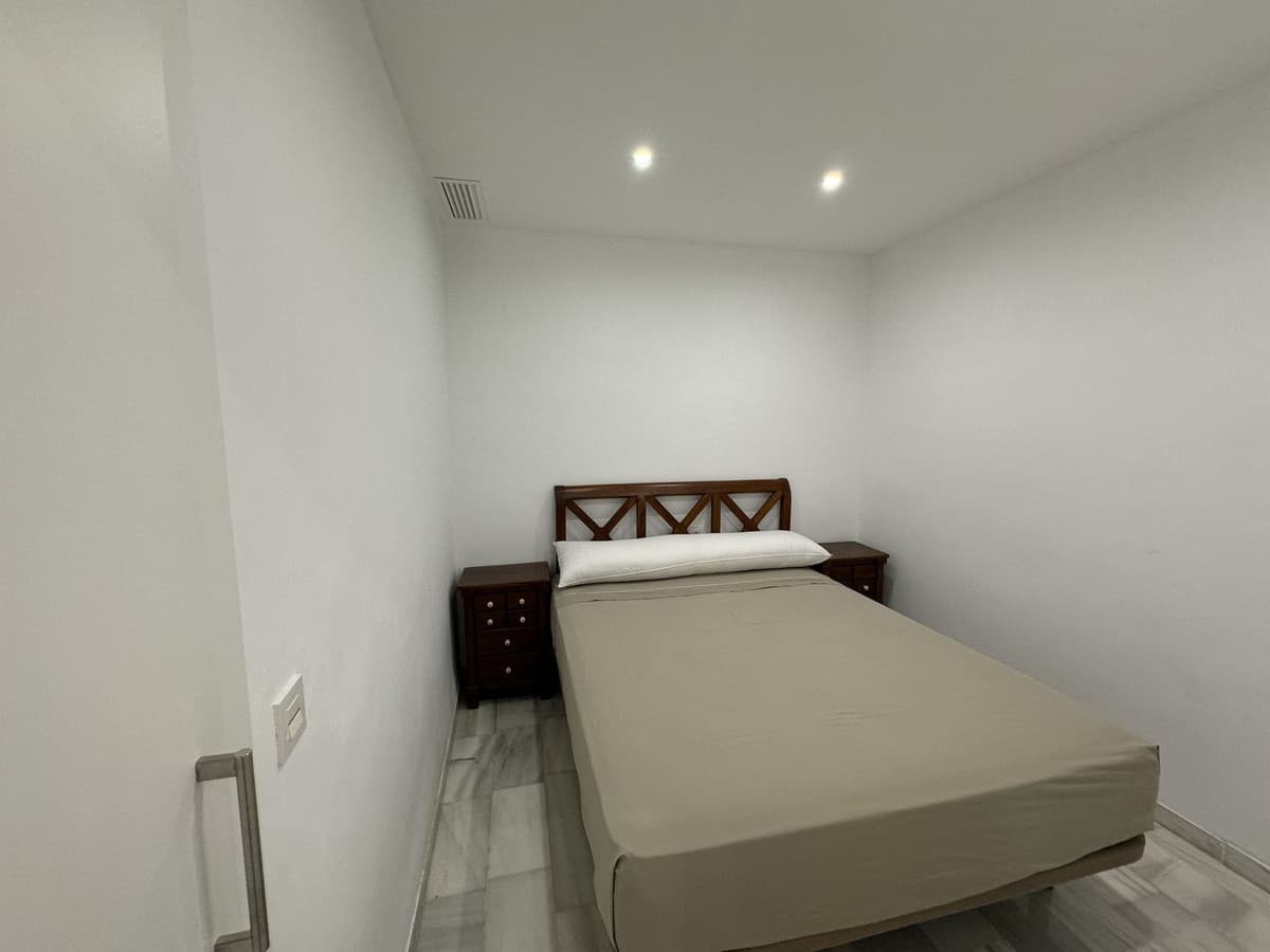 Ground Floor Apartment in The Golden Mile — photo 8 of 10