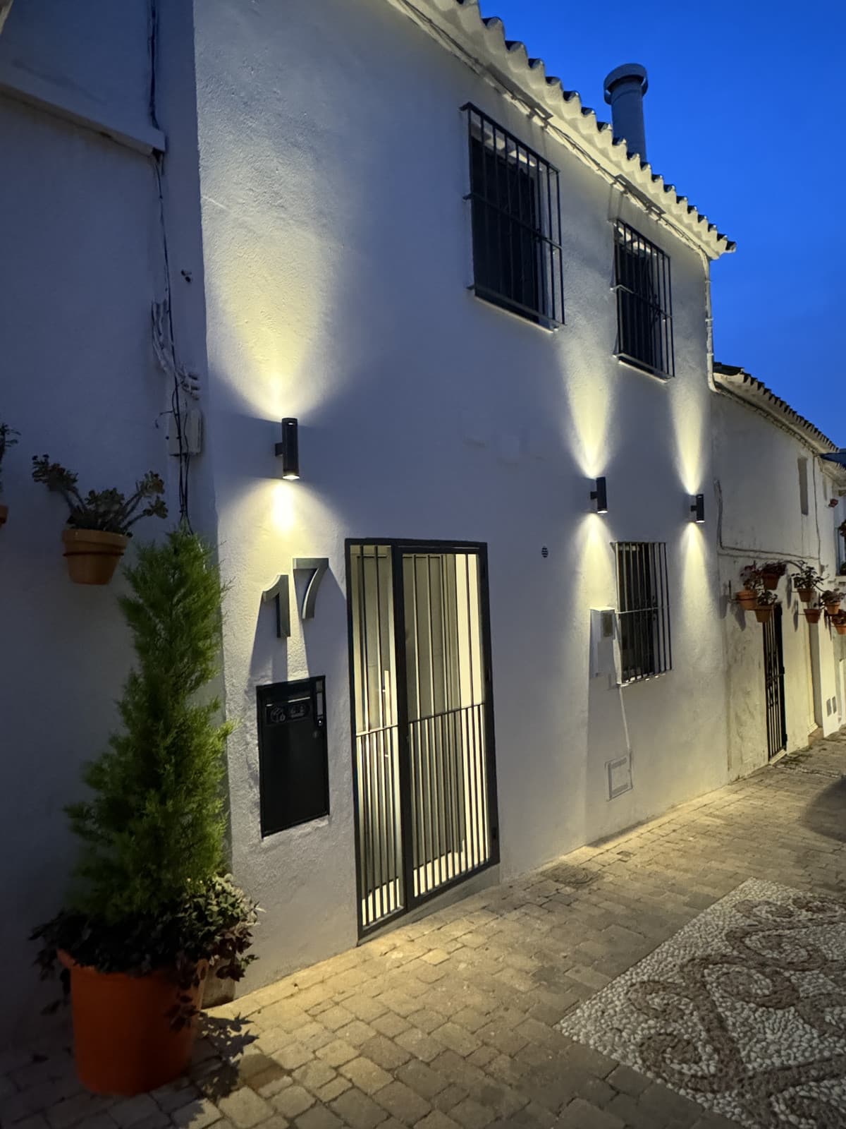 Townhouse in Estepona — photo 3 of 10
