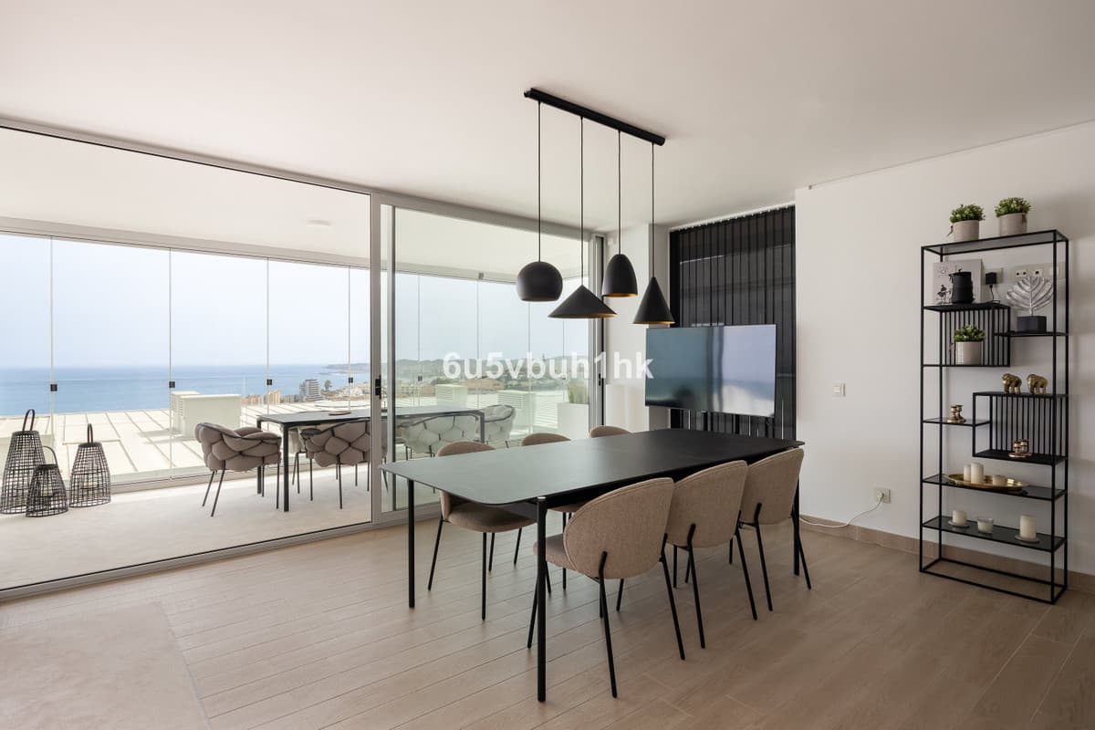 Middle Floor Apartment in Fuengirola — photo 9 of 10