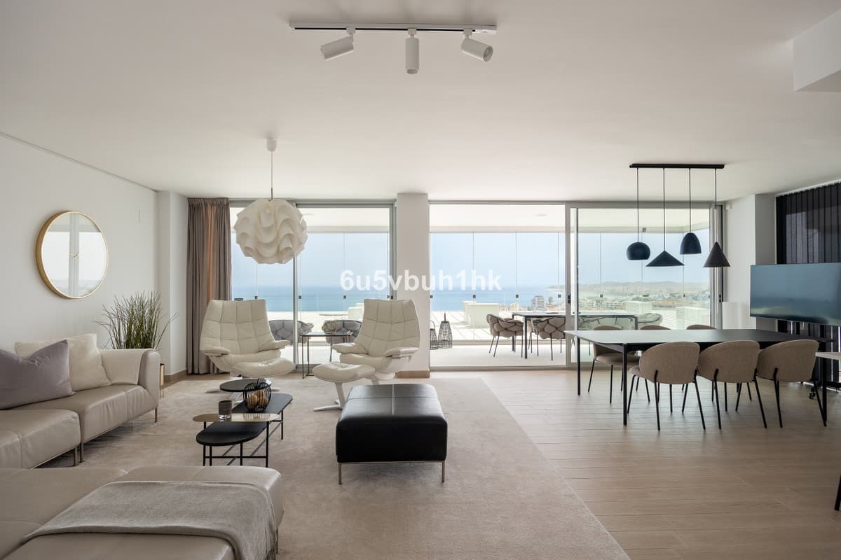Middle Floor Apartment in Fuengirola — photo 10 of 10