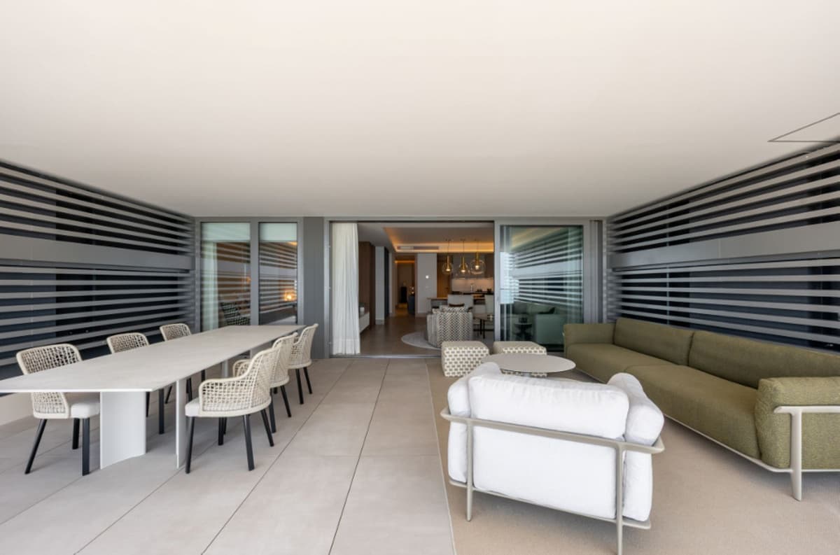 Middle Floor Apartment in Málaga — photo 4 of 10