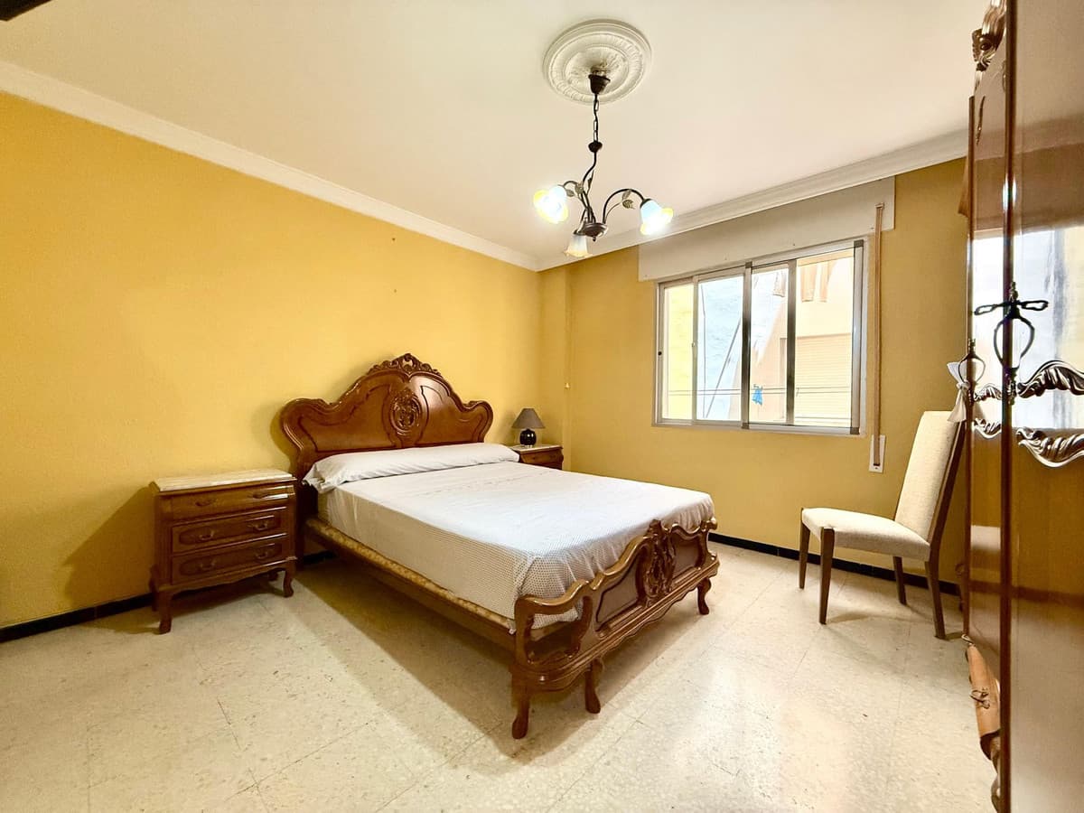 Middle Floor Apartment in Fuengirola — photo 4 of 10
