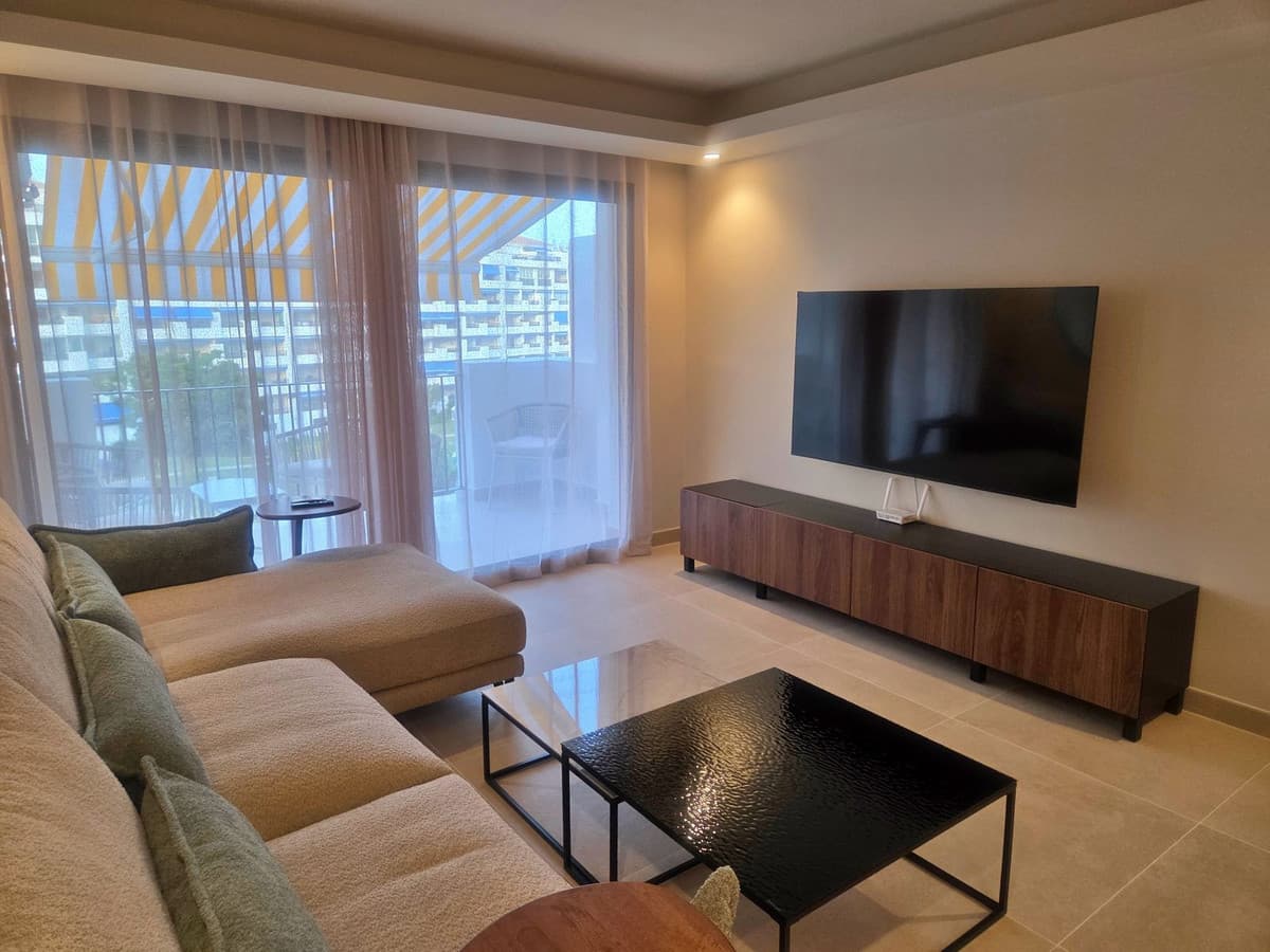 Middle Floor Apartment in Puerto Banús — photo 2 of 10