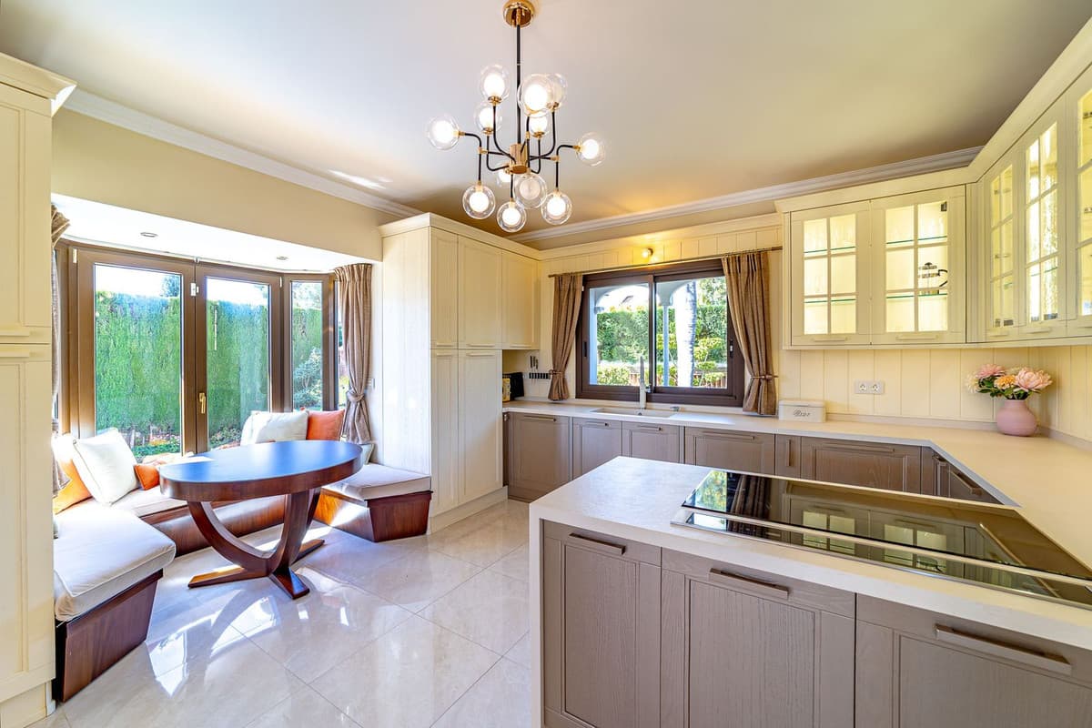 Detached Villa in Atalaya — photo 9 of 10