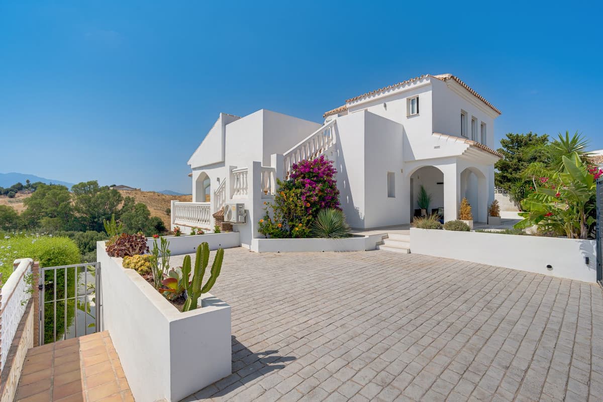 Detached Villa in Mijas — photo 7 of 10