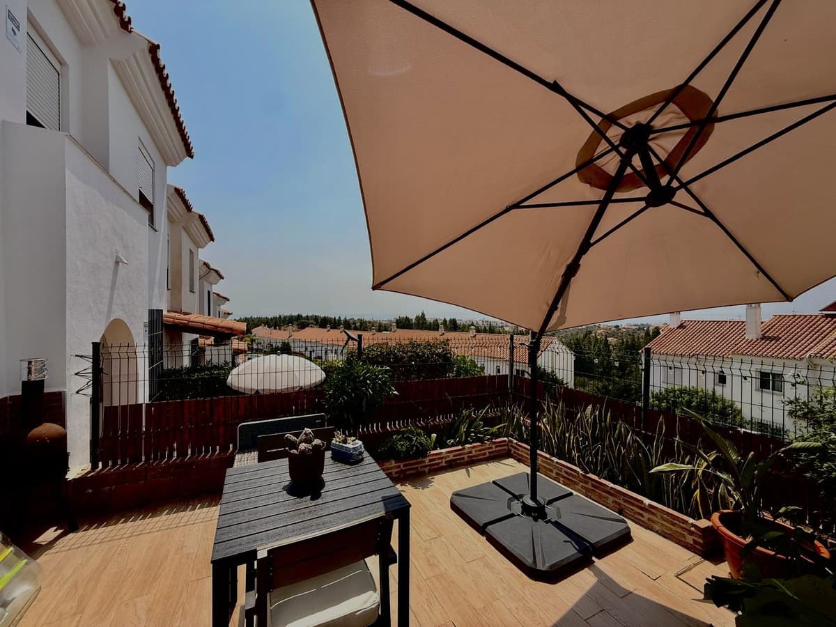 Townhouse in Cerros del Aguila — photo 3 of 10