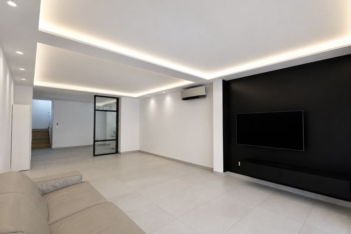 Semi-Detached House in Nueva Andalucía — photo 5 of 10