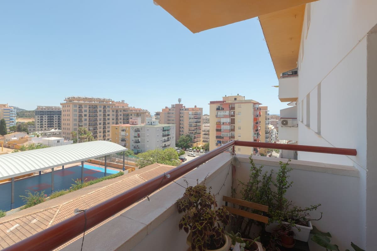 Middle Floor Apartment in Los Boliches — photo 9 of 10