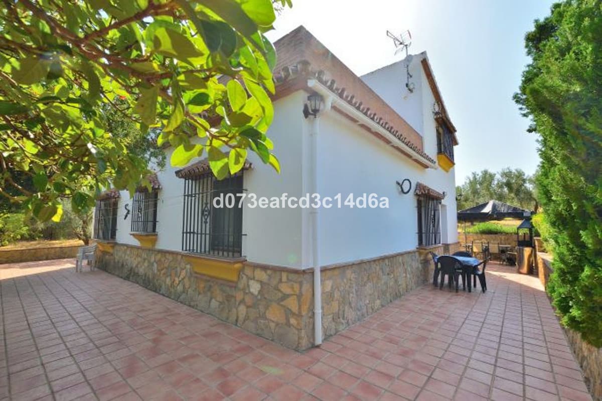 Cortijo in Arriate — photo 3 of 10