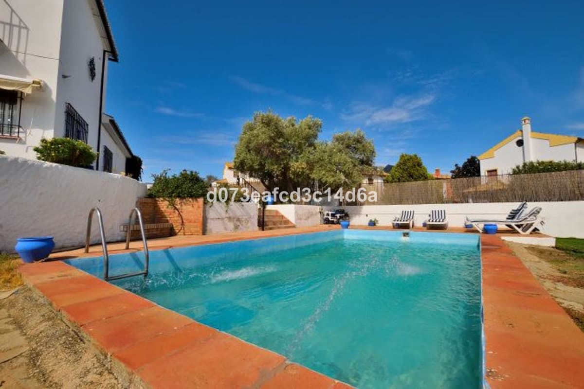 Detached Villa in Ronda — photo 6 of 10