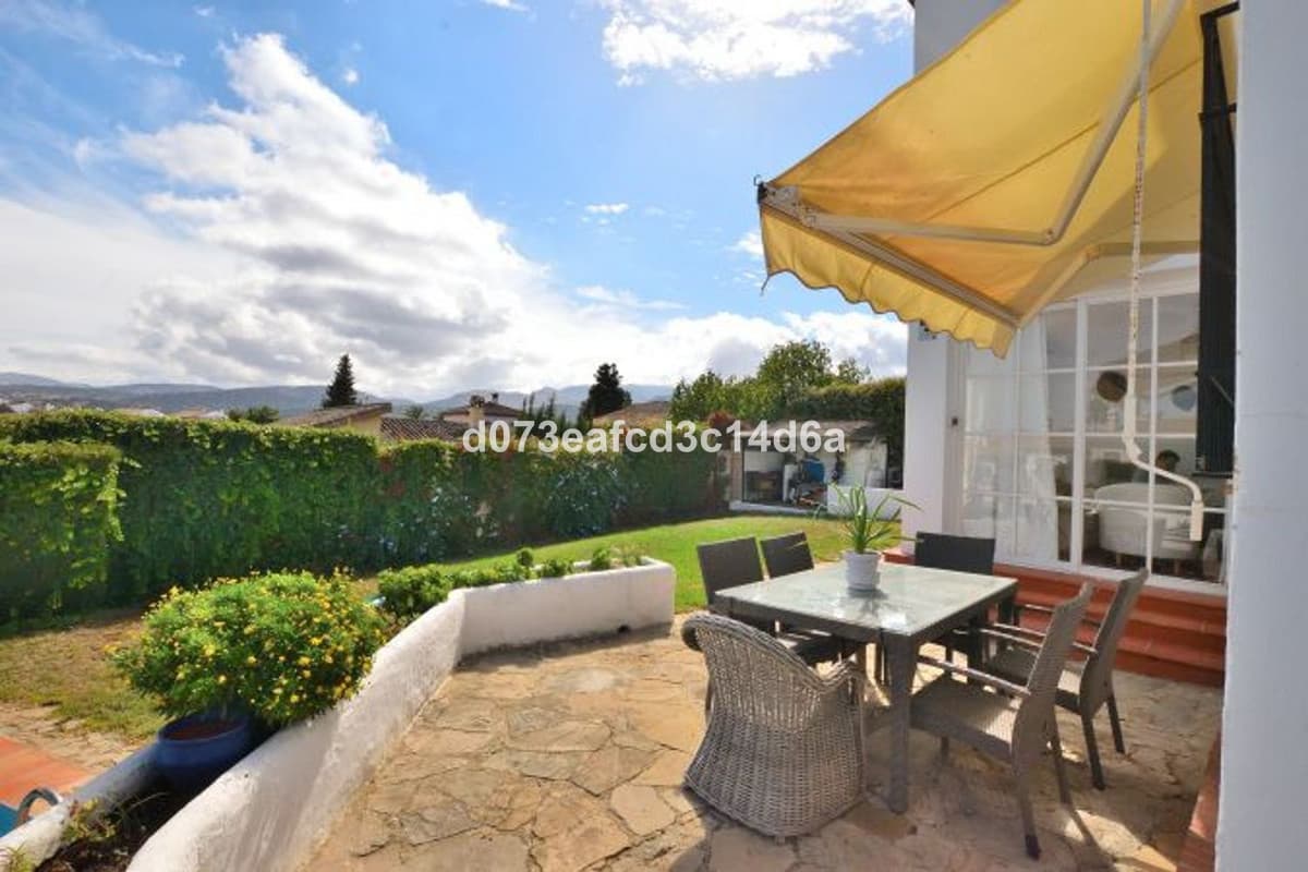 Detached Villa in Ronda — photo 8 of 10
