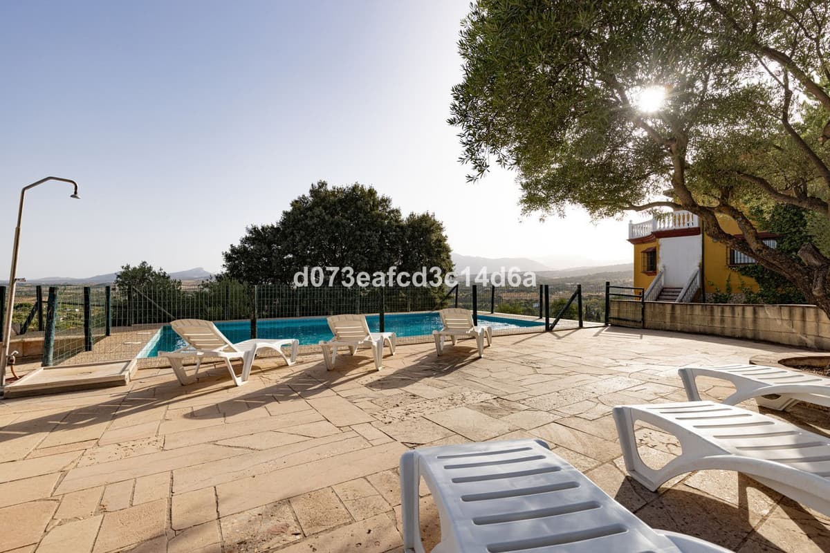 Detached Villa in Ronda — photo 6 of 10