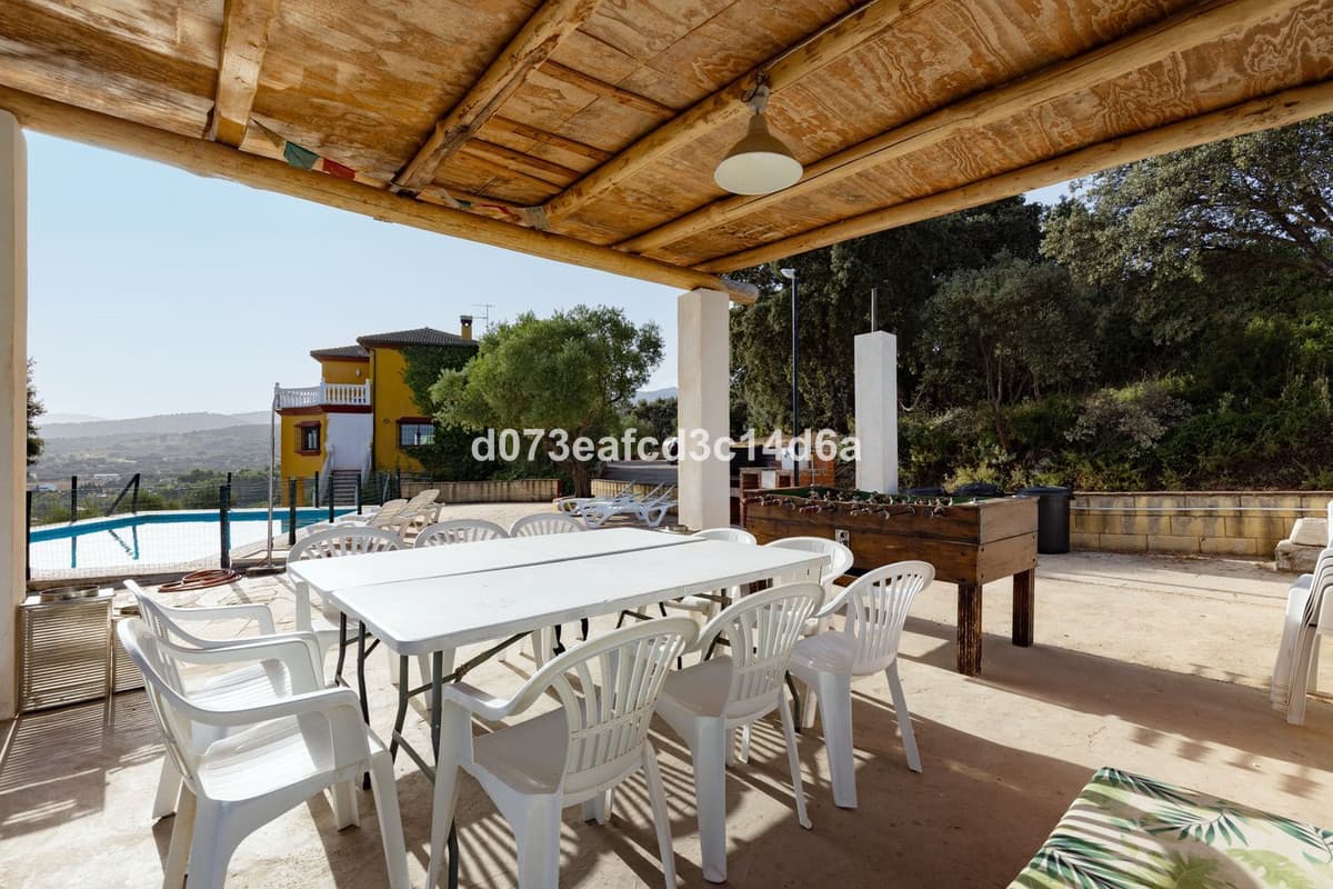 Detached Villa in Ronda — photo 9 of 10
