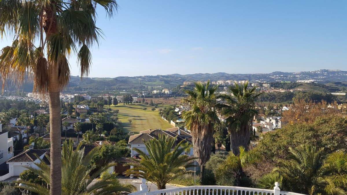 Residential Plot in Málaga — photo 2 of 10