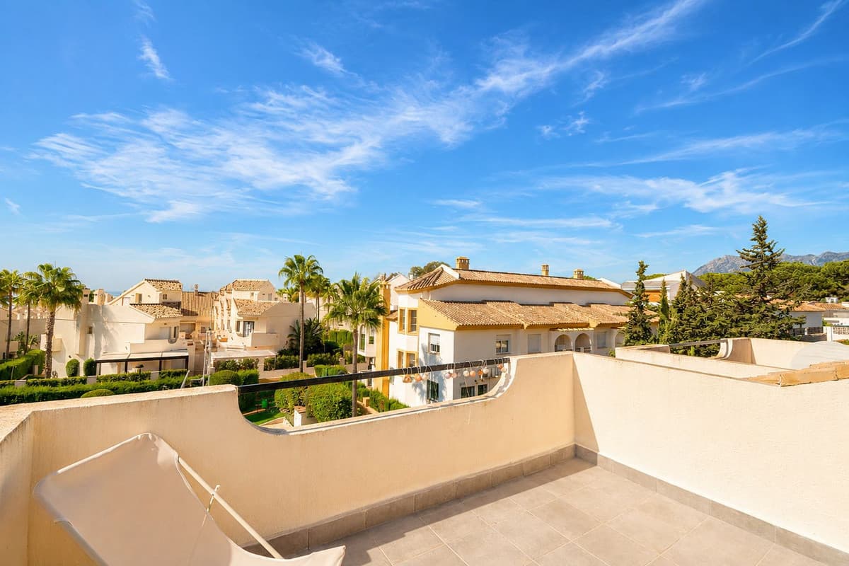 Townhouse in Costabella — photo 3 of 10