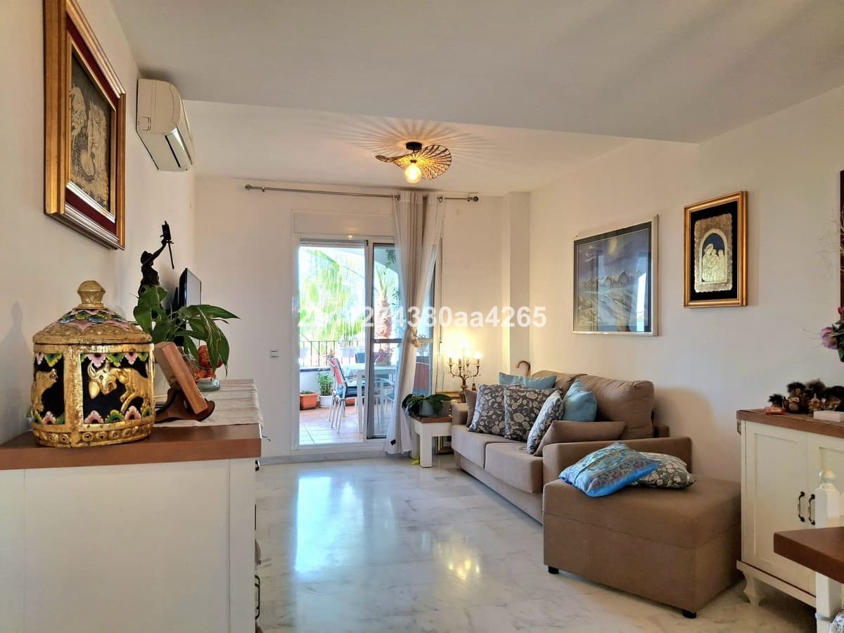 Middle Floor Apartment in Riviera del Sol — photo 4 of 10