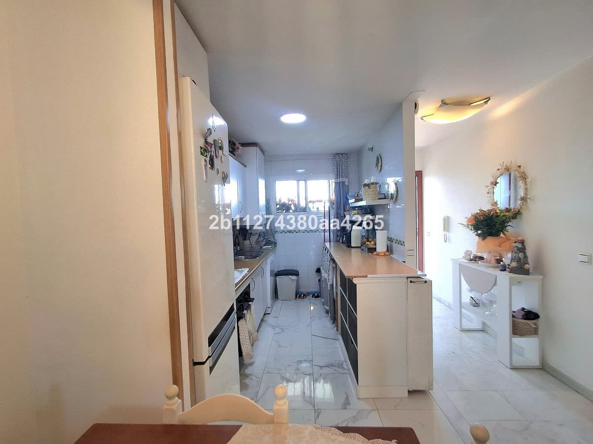 Middle Floor Apartment in Riviera del Sol — photo 7 of 10