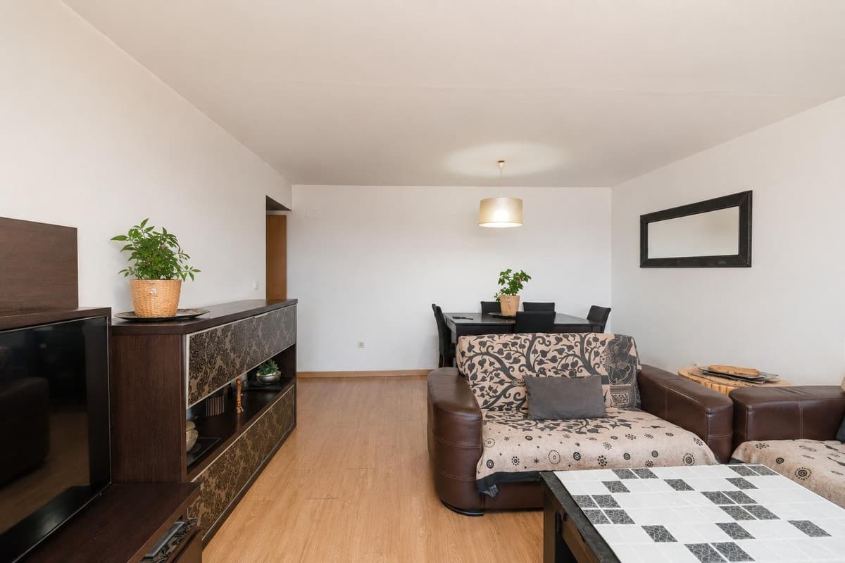 Middle Floor Apartment in Marbella — photo 4 of 10