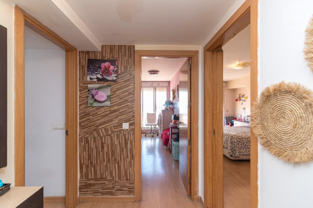 Middle Floor Apartment in Marbella — photo 6 of 10