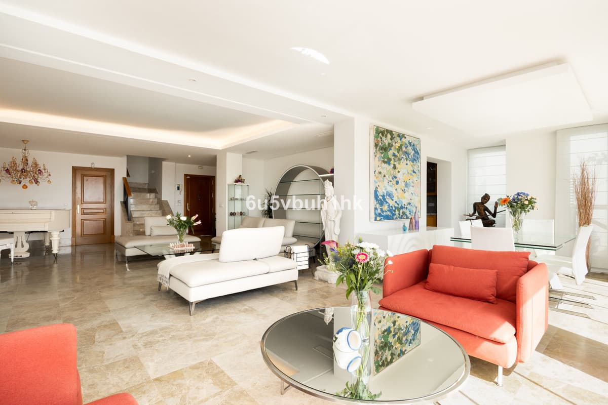 Detached Villa in Santa Clara — photo 5 of 10