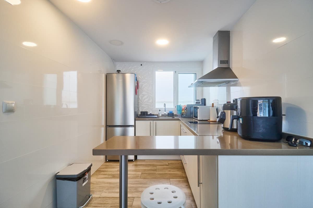 Middle Floor Apartment in Fuengirola — photo 7 of 10