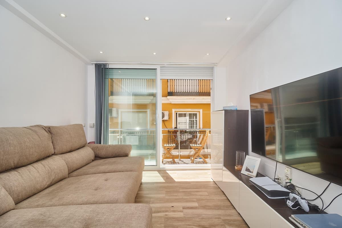 Middle Floor Apartment in Fuengirola — photo 8 of 10