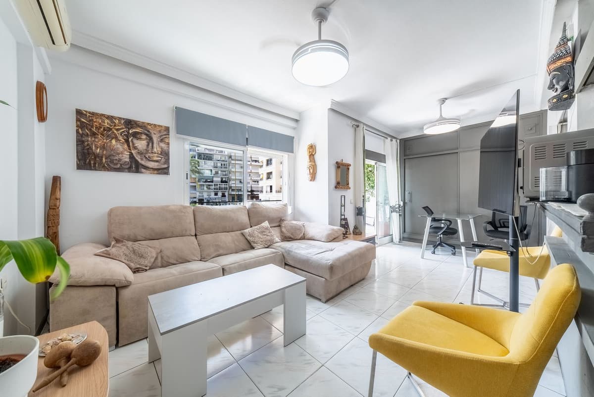 Middle Floor Apartment in Marbella — photo 4 of 10