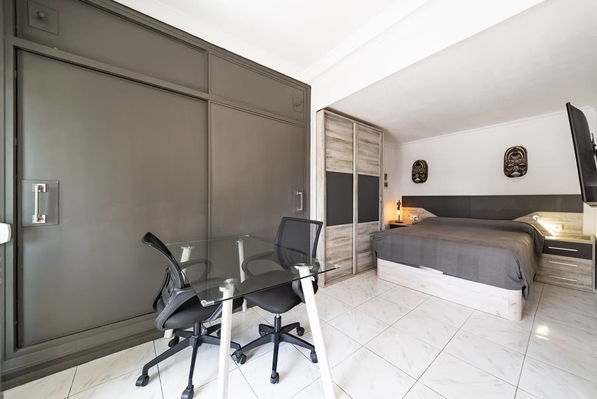 Middle Floor Apartment in Marbella — photo 9 of 10