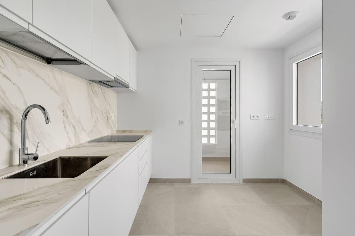 Middle Floor Apartment in La Cala de Mijas — photo 3 of 10