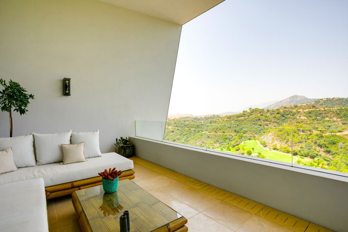 Detached Villa in Benahavís — photo 5 of 10