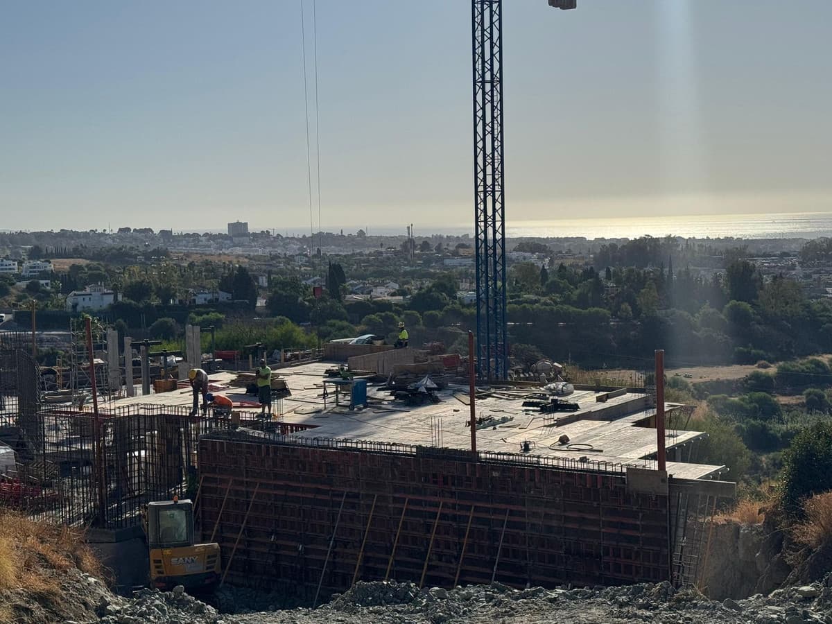 Residential Plot in Benahavís — photo 8 of 9
