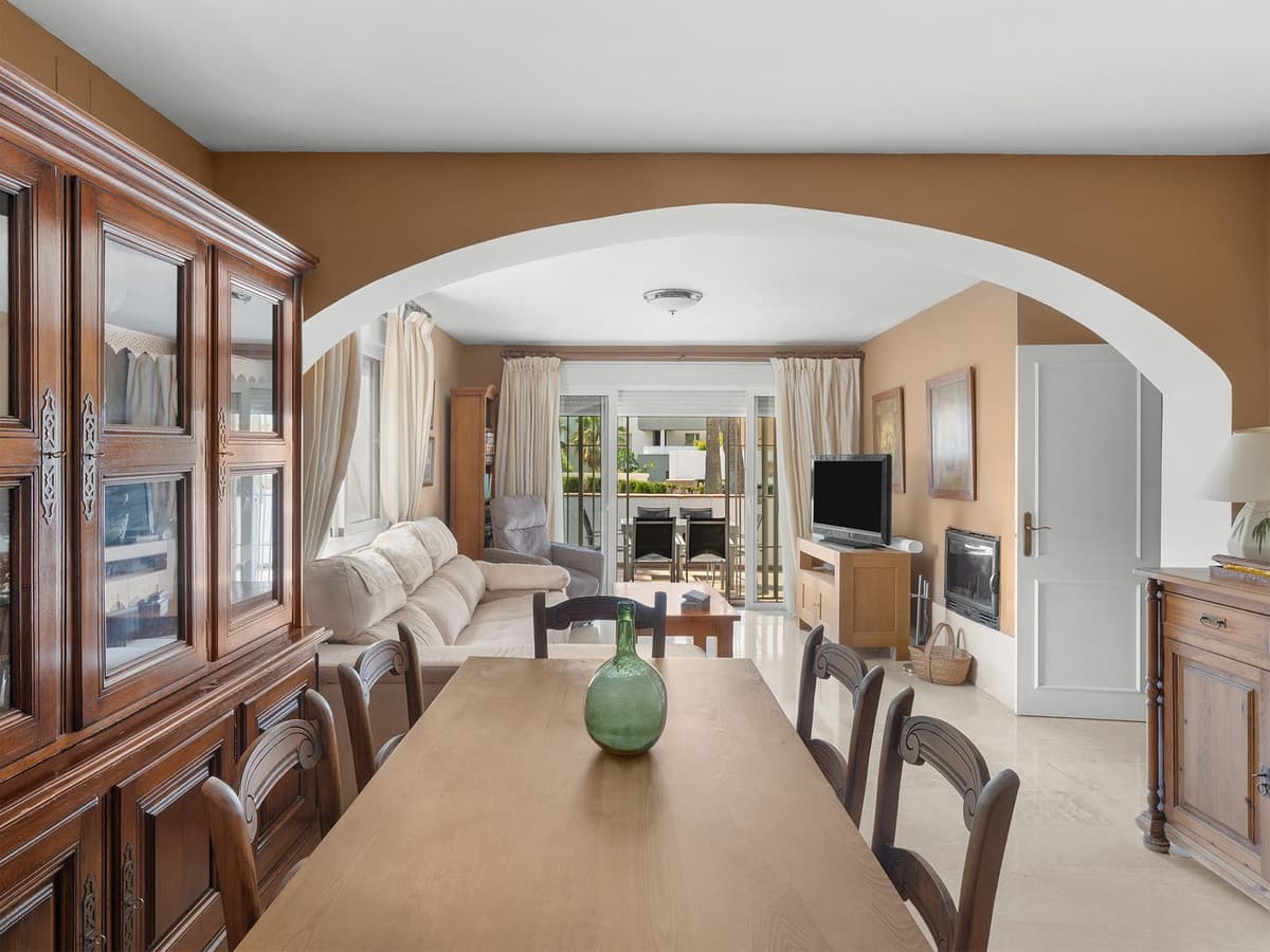 Ground Floor Apartment in Nueva Andalucía — photo 7 of 10