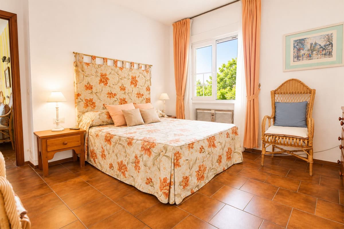 Middle Floor Apartment in Puerto de Cabopino — photo 6 of 10