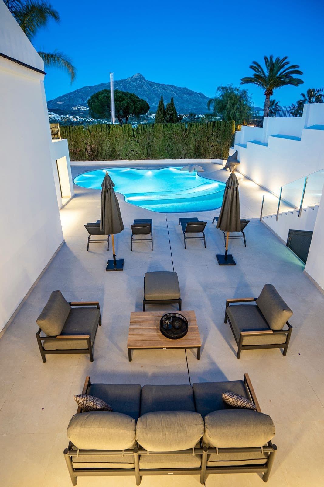 Detached Villa in Nueva Andalucía — photo 7 of 10