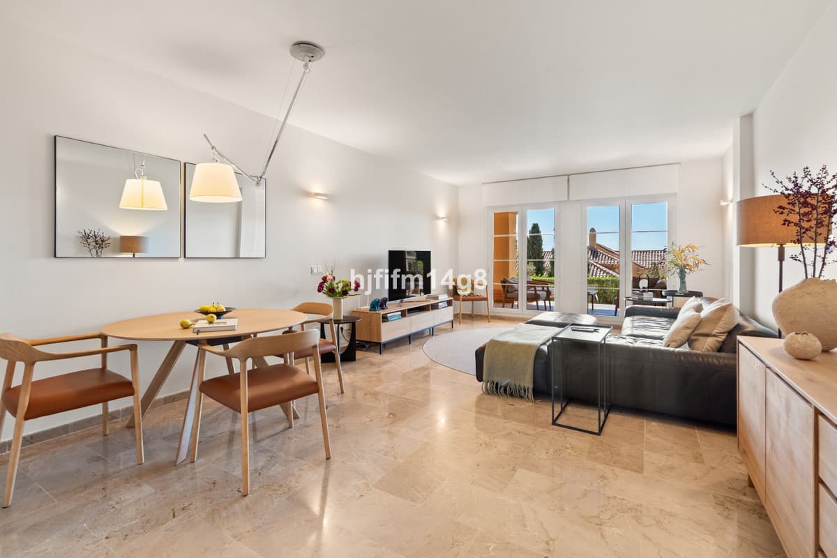 Ground Floor Apartment in Nueva Andalucía — photo 4 of 10