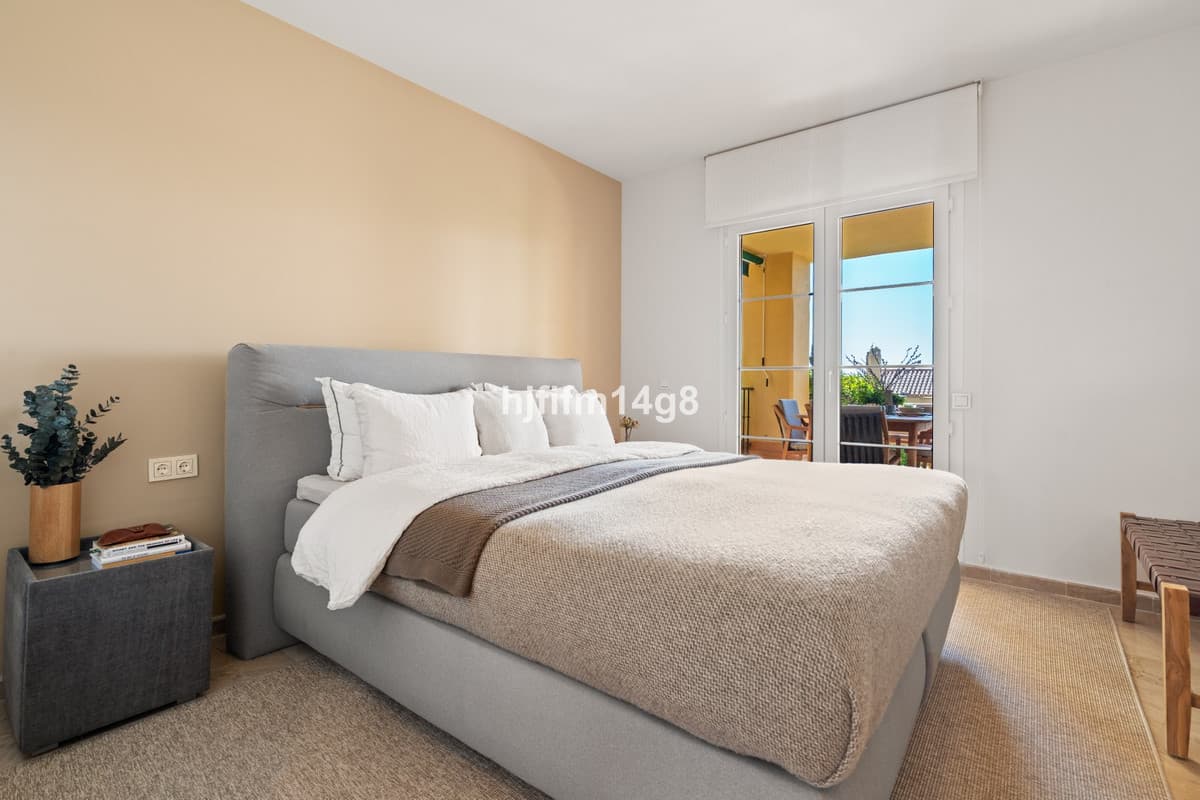 Ground Floor Apartment in Nueva Andalucía — photo 8 of 10