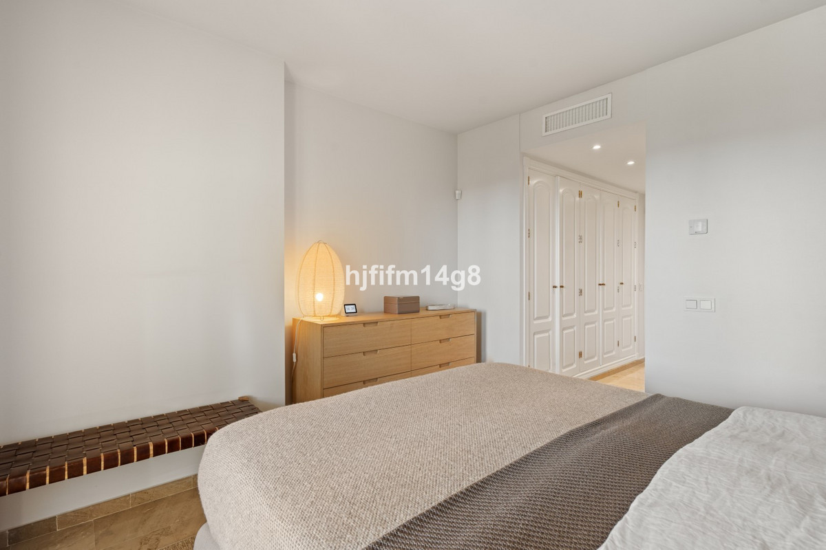 Ground Floor Apartment in Nueva Andalucía — photo 9 of 10