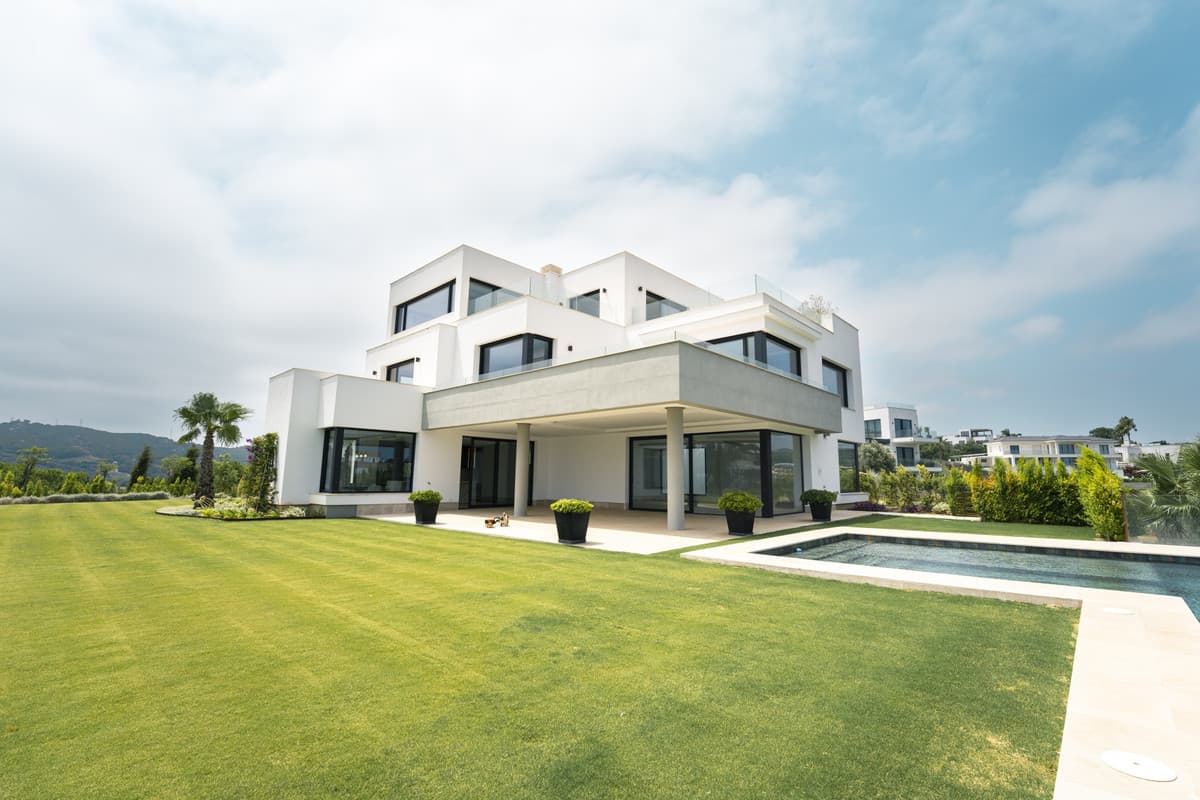 Detached Villa in Sotogrande Alto — photo 2 of 10
