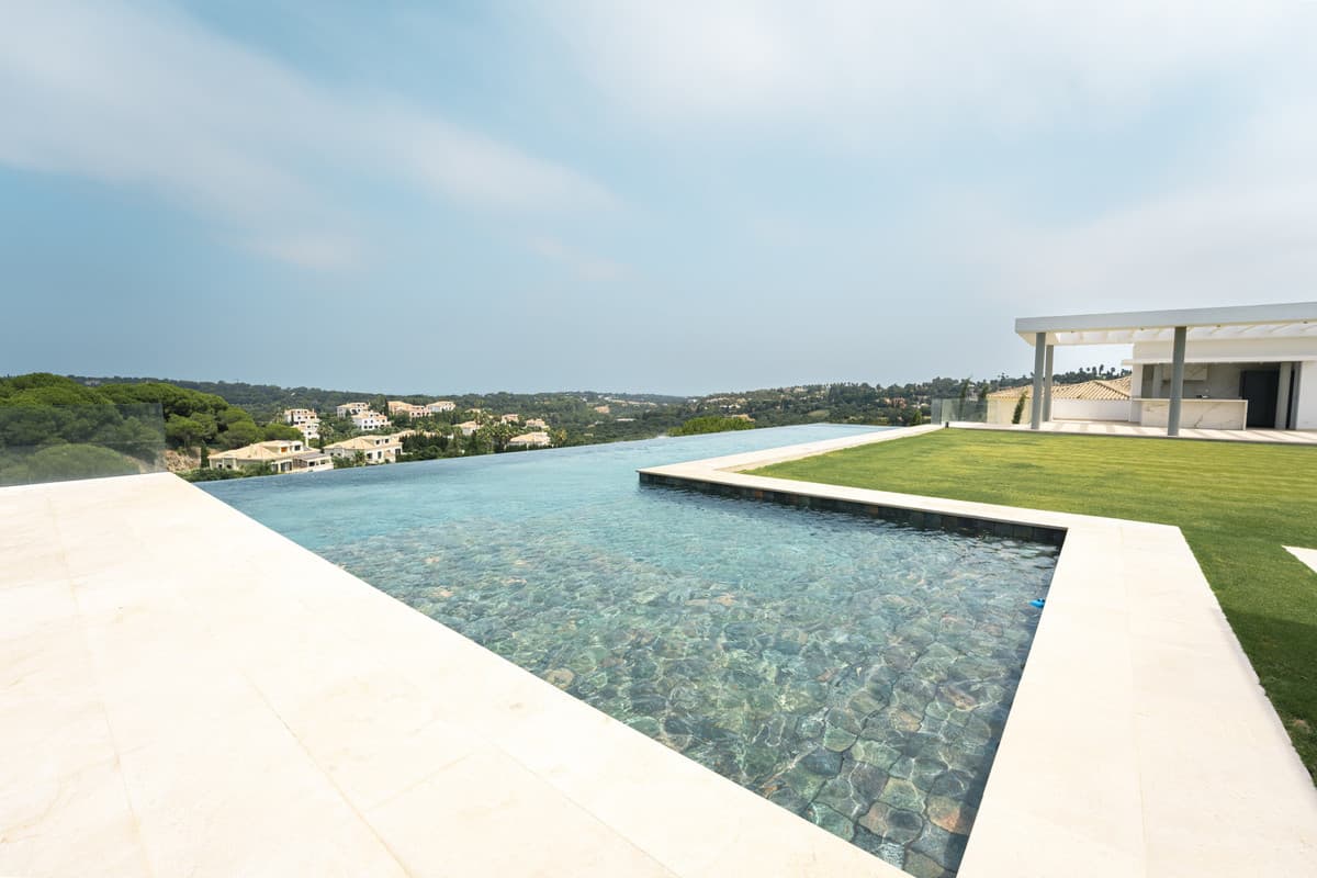 Detached Villa in Sotogrande Alto — photo 6 of 10