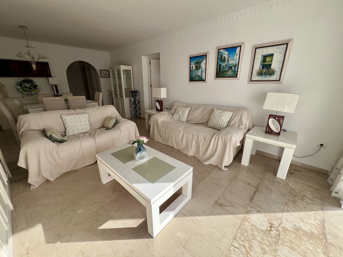 Penthouse in El Paraiso — photo 7 of 10