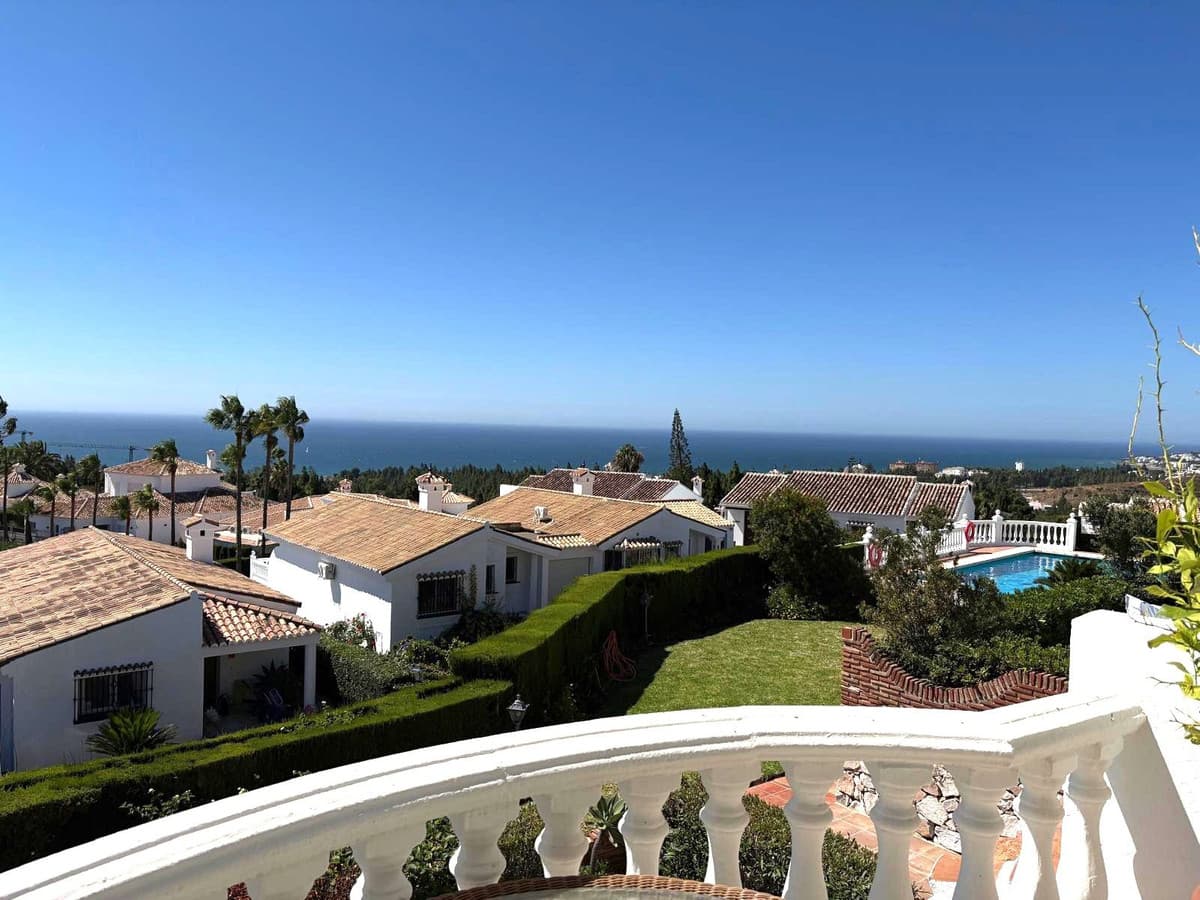 Top Floor Apartment in El Chaparral — photo 1 of 10
