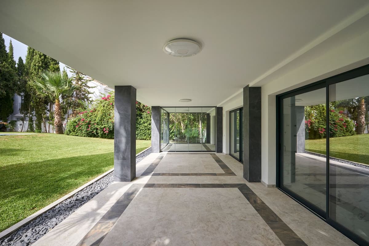 Detached Villa in Sierra Blanca — photo 7 of 10