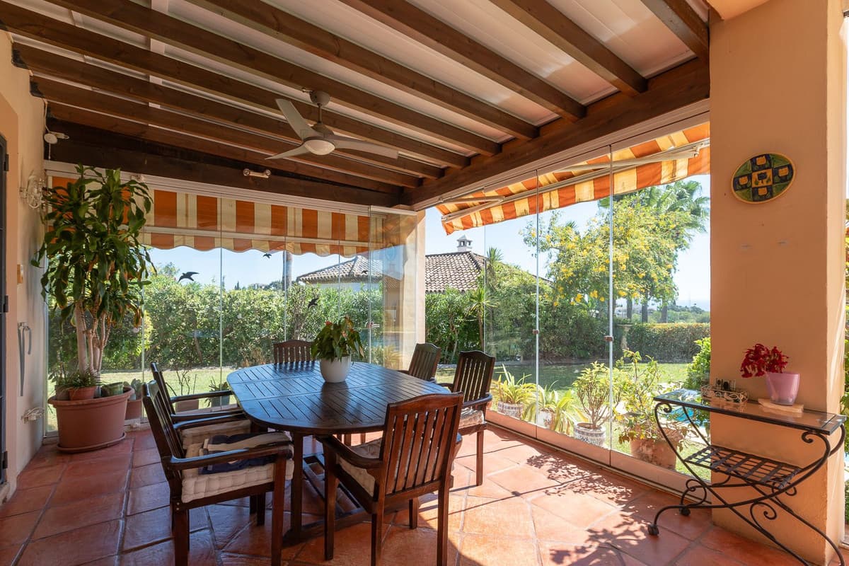 Detached Villa in Elviria — photo 8 of 10
