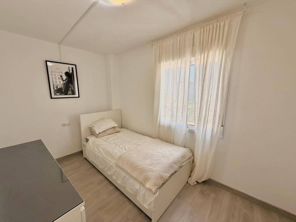 Middle Floor Apartment in Fuengirola — photo 4 of 6