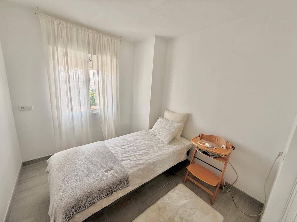 Middle Floor Apartment in Fuengirola — photo 5 of 6