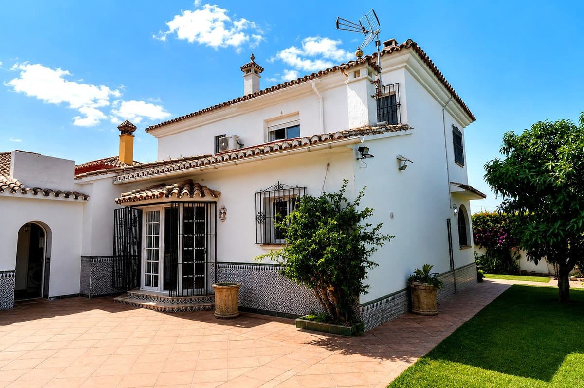 Detached Villa in Río Real — photo 2 of 10